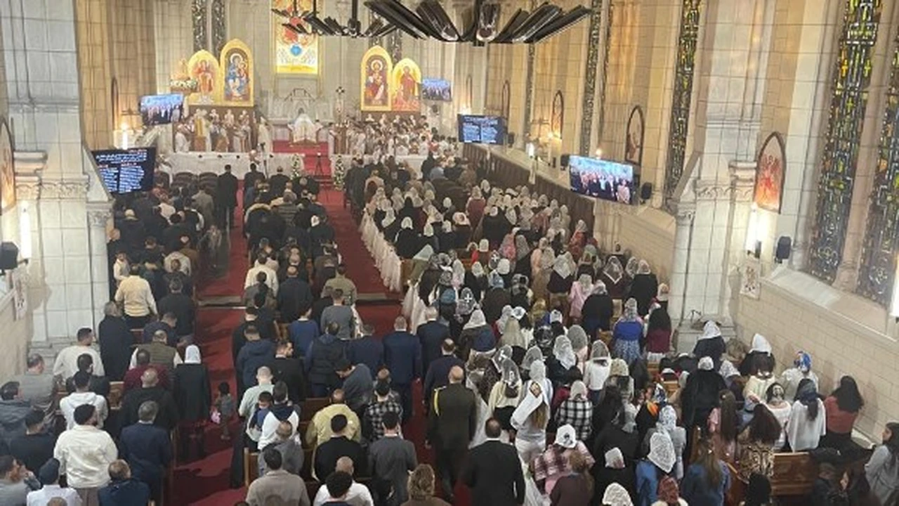 مواطنون يؤكدون دور الرئيس السيسي في عودة الاستقرار إلى حضن الوطن مرة أخرى